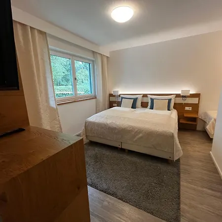 Gaestehaus An Der Sempt & Apartements 4* 埃尔丁
