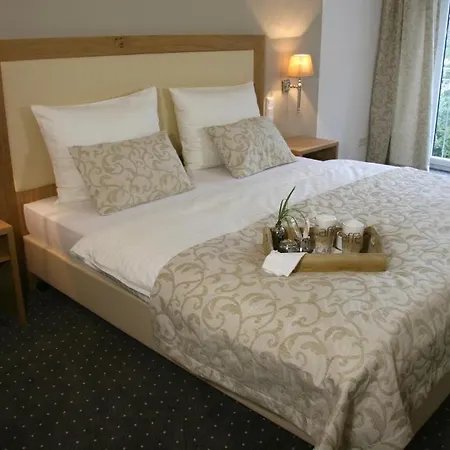 Gaestehaus An Der Sempt & Apartements 4* 埃尔丁