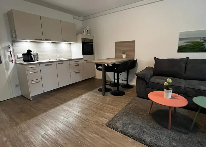 Gaestehaus An Der Sempt & Apartements 招待所