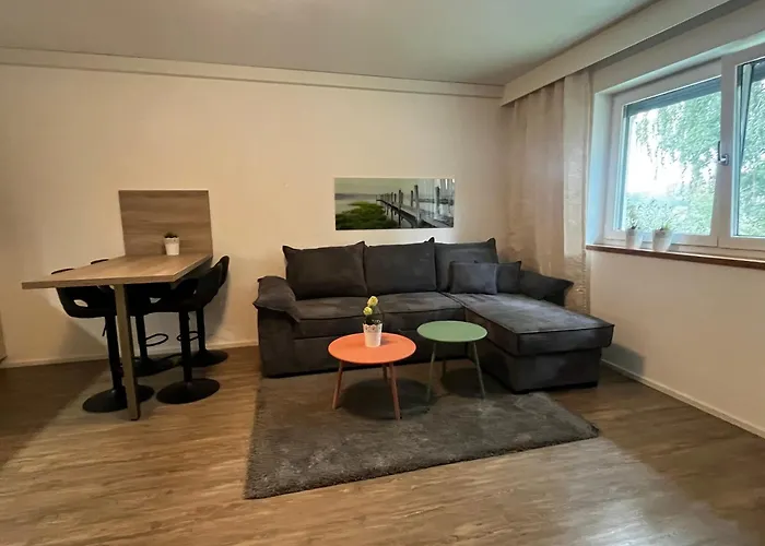 Gaestehaus An Der Sempt & Apartements 招待所
