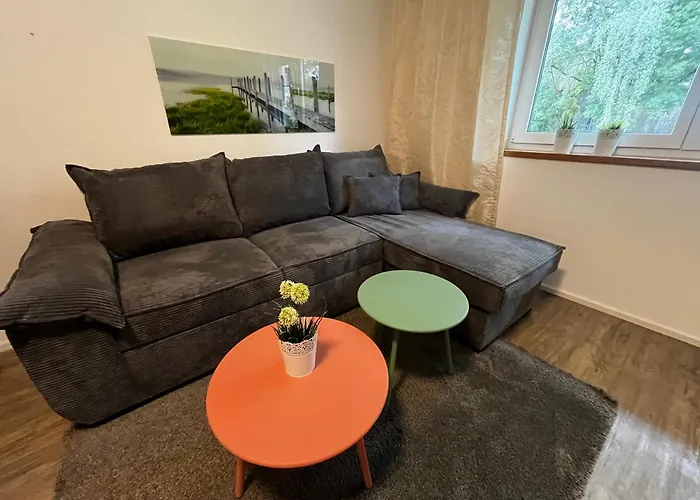 Gaestehaus An Der Sempt & Apartements 招待所 埃尔丁
