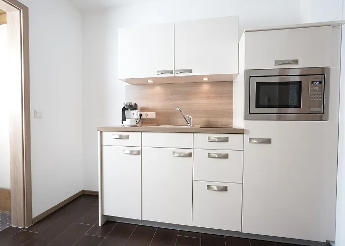 Gaestehaus An Der Sempt & Apartements 招待所