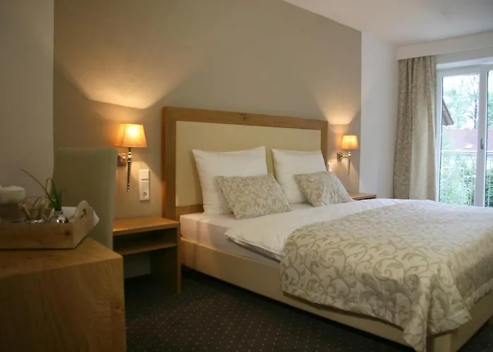 Gaestehaus An Der Sempt & Apartements 埃尔丁