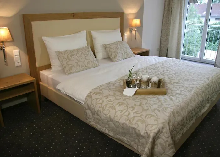 Gaestehaus An Der Sempt & Apartements 4* エルディング